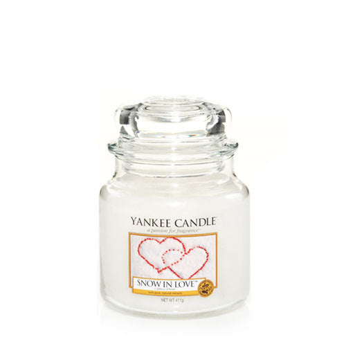Yankee Candle Snow in Love Medium Jar Geurkaars