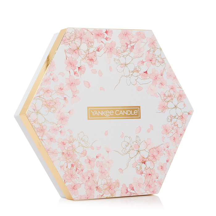Yankee Candle Sakura Blossom Festival 18 Tealight & 1 Holder Gift Set